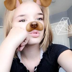 Meet your Posher, Hannah